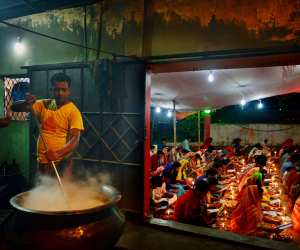 Shoeb Faruquee's 'Food for God', the overall winner of the 2017 Pink Lady Food Photographer of the Year awards