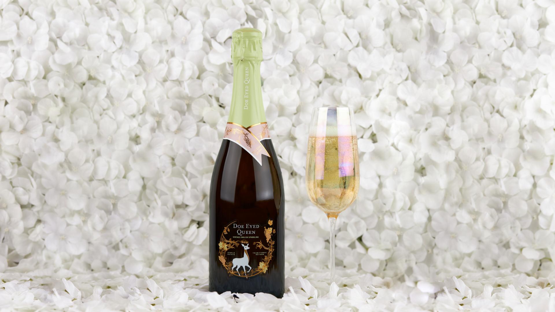 Christmas food and drink gifts 2021 | Doe Eyed Queen Sparkling wine