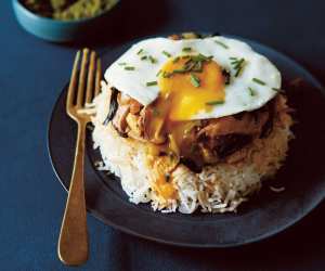 Selina Periampillai's sunny-side-up egg, chicken and pak choi rice bowl