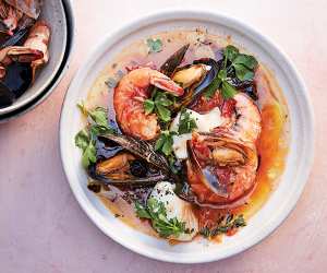 Make Alison Roman’s quick weeknight fish stew with olives