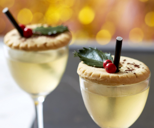 Mam Sham's Mine Pie'd Christmas Cocktail