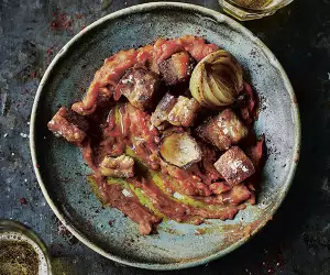 Crispy pork belly with spicy mash