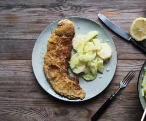 Schnitzel with Swabian potato salad