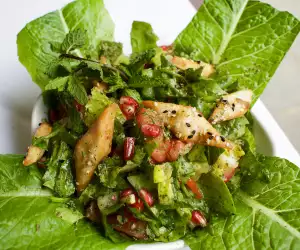 Fattoush salad at Orjowan Restaurant