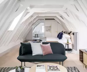 Kimpton De Witt hotel: One of the hotel bedrooms